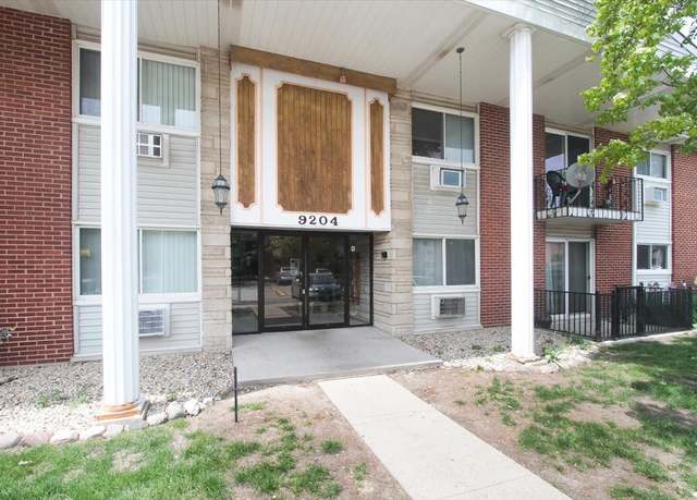 Property at 9204 Bumble Bee Dr Unit 1H, Des Plaines, IL 60016, 1 bed, 1 bath