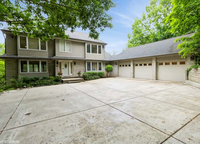 Property at 36W275 Oak Hill Dr, Dundee, IL 60118, 5 beds, 3.5 baths