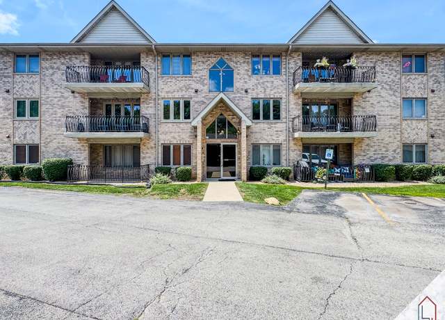 Property at 5140 Shadow Creek Dr #1, Oak Forest, IL 60452, 2 beds, 2 baths