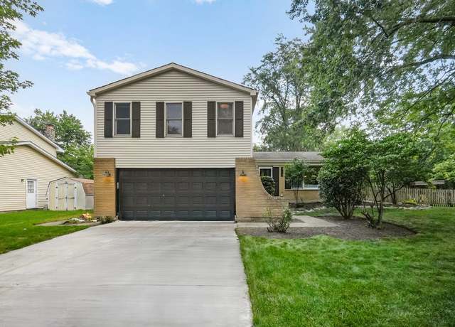 Property at 6S049 Greenwood Ct, Naperville, IL 60540, 4 beds, 2.5 baths