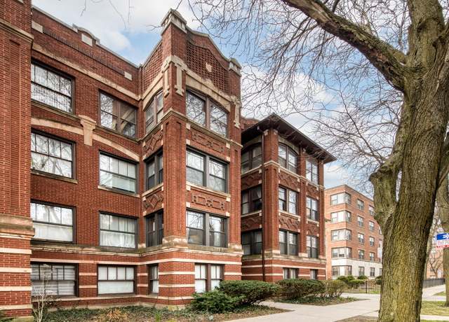 Property at 1221 E Hyde Park Blvd #3, Chicago, IL 60615, 3 beds, 2 baths