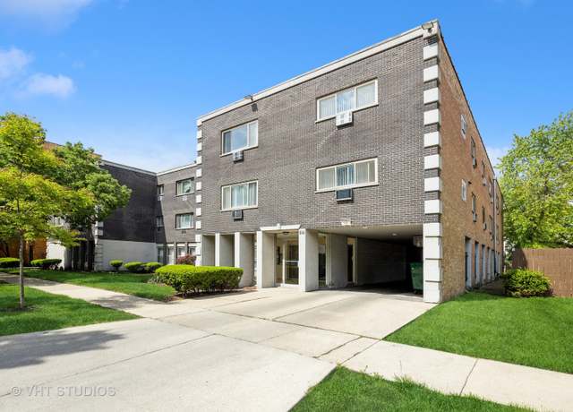 Property at 914 N Austin Blvd Unit B10, Oak Park, IL 60302, 2 beds, 2 baths