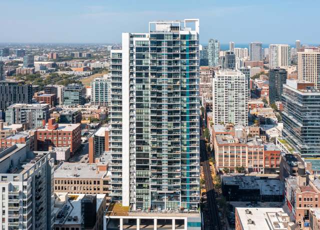 Property at 303 W Ohio St #2202, Chicago, IL 60654, 2 beds, 1 bath