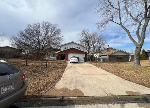 Property at 14010 S Derby Dr, Orland Park, IL 60467, 4 beds, 2.5 baths