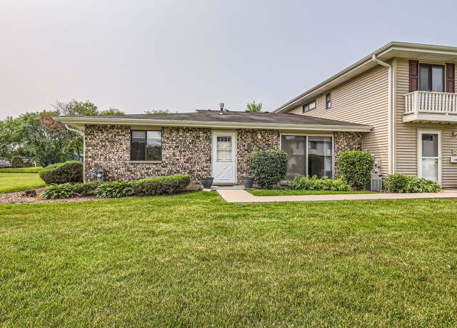 Property at 117 Cotuit Ct #117, Schaumburg, IL 60193, 2 beds, 1 bath