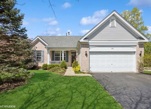 Property at 731 Norwich Ct, Crystal Lake, IL 60012, 2 beds, 2 baths