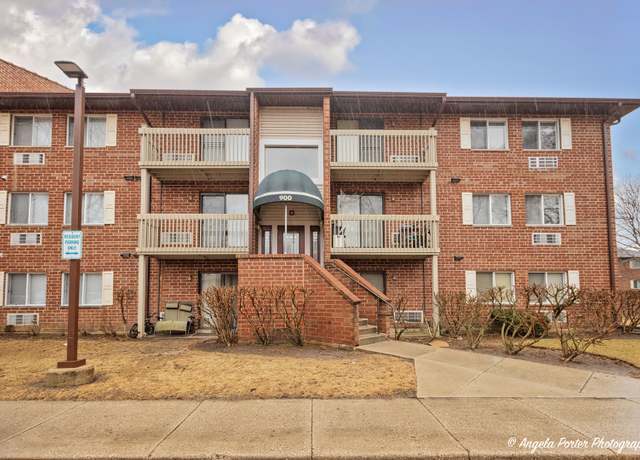 Property at 900 N Lakeside Dr Unit 1D, Vernon Hills, IL 60061, 2 beds, 1 bath