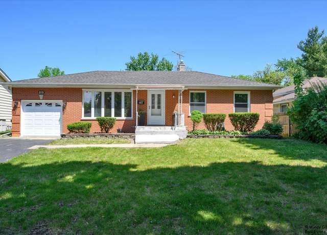 Property at 215 S Forest Ave, Palatine, IL 60074, 3 beds, 3 baths