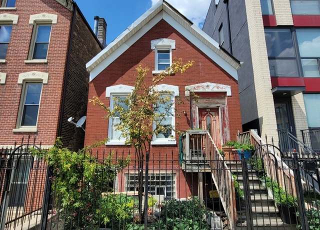 Property at 1636 W Augusta Blvd, Chicago, IL 60622, 4 beds, 3 baths