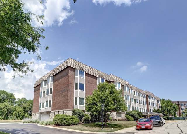 Property at 300 Thames Pkwy Unit 2A, Park Ridge, IL 60068, 2 beds, 2 baths
