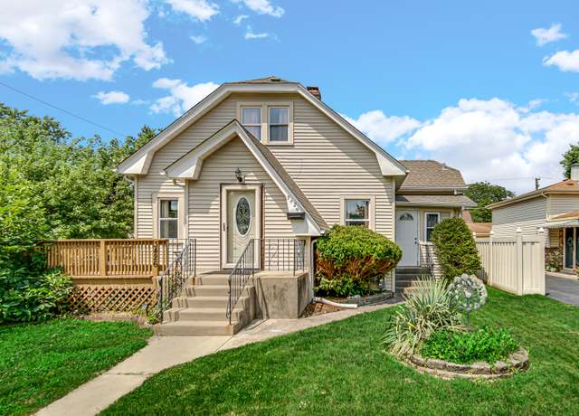 Property at 3426 N Schultz Dr, Lansing, IL 60438, 4 beds, 2.5 baths