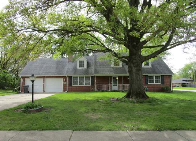 Property at 313 N Raven Rd, Shorewood, IL 60404, 4 beds, 3 baths