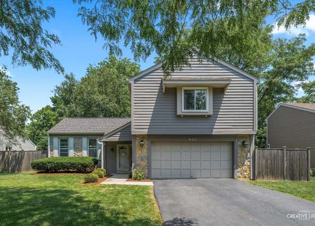 Property at 447 Newport Dr, Naperville, IL 60565, 4 beds, 2.5 baths