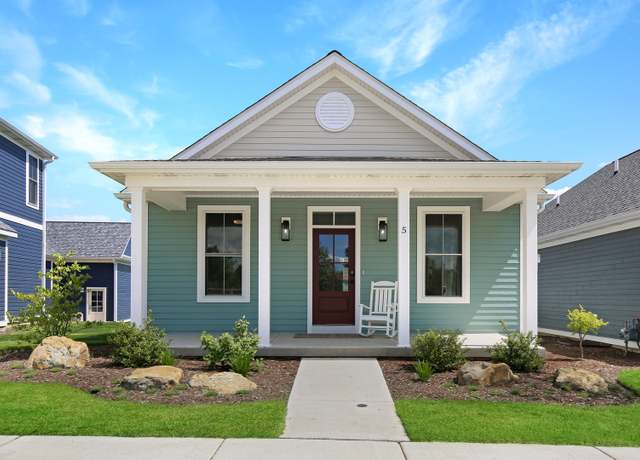 Property at 5 Willow Way, Ottawa, IL 61350, 2 beds, 2 baths