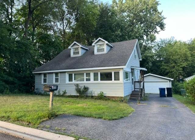 Property at 3608 Long Ave, Johnsburg, IL 60051, 3 beds, 1 bath