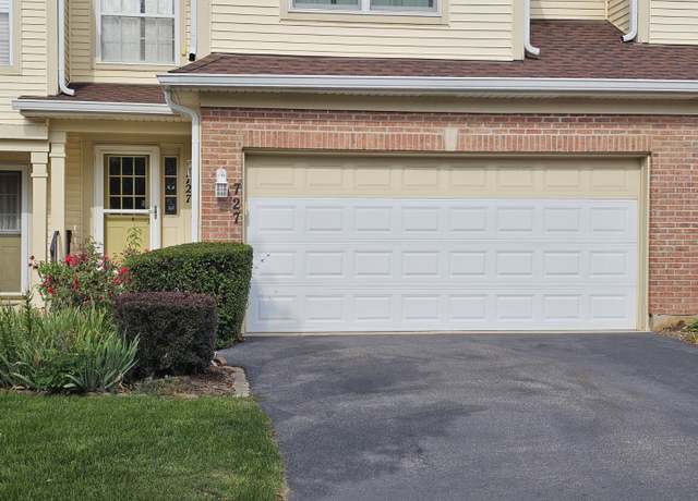 Property at 727 Littleton Trl #0, Elgin, IL 60120, 3 beds, 2.5 baths