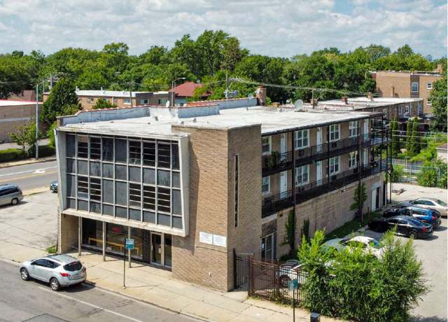 Property at 2404 E 79th St, Chicago, IL 60649