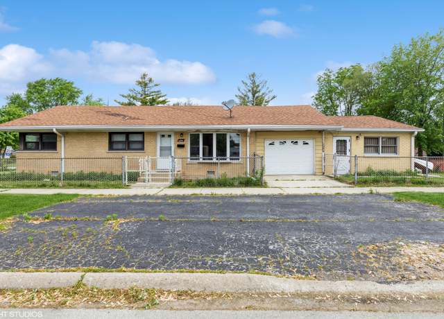 Property at 6054 107th St, Chicago Ridge, IL 60415, 3 beds, 1 bath