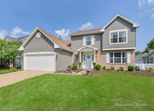 Property at 552 Lakeview Dr, Oswego, IL 60543, 4 beds, 2.5 baths