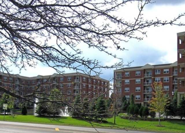 Property at 1 Itasca Pl #108, Itasca, IL 60143, 2 beds, 2 baths
