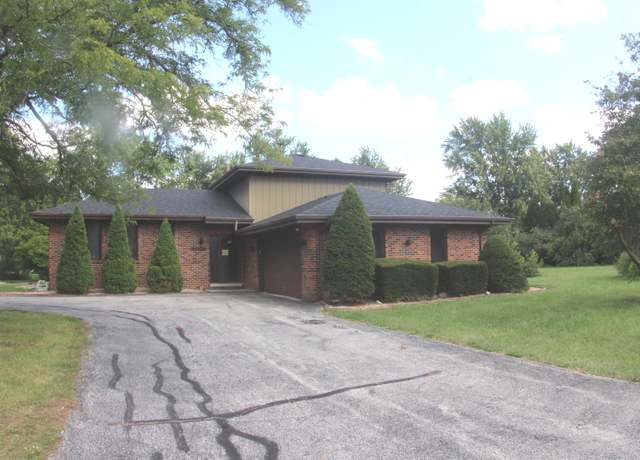 Property at 26509 S Woodlawn Ave, Crete, IL 60417, 4 beds, 2 baths
