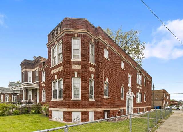 Property at 1020 W 68th St, Chicago, IL 60621, 7 beds, 4 baths