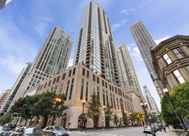 Property at 21 E Huron St #3704, Chicago, IL 60611, 3 beds, 3.5 baths