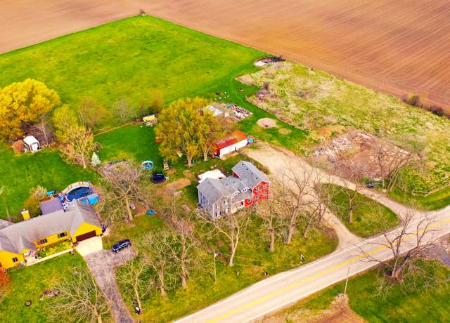 Property at 3617 Raycraft Rd, Woodstock, IL 60098, 5 beds, 2 baths