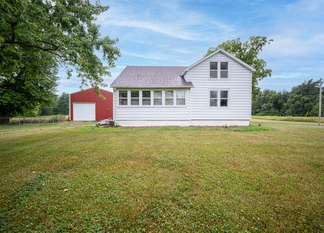 Property at 1997 N 1950 East Rd, Watseka, IL 60970, 3 beds, 1.5 baths