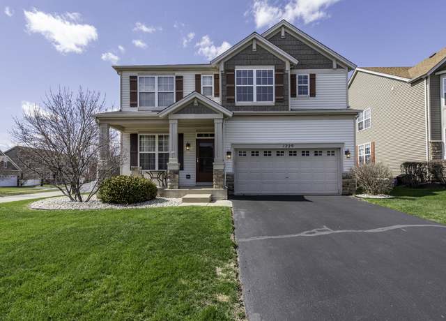 Property at 1229 Bradford Ln, Antioch, IL 60002, 4 beds, 2.5 baths