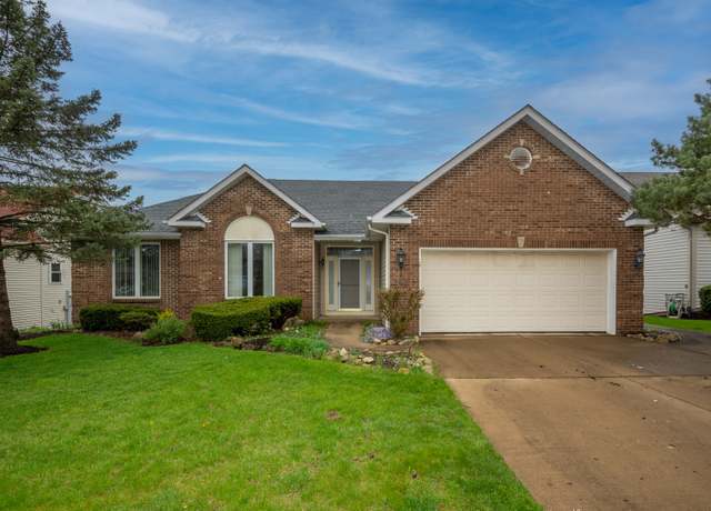 Property at 740 Ridgewood Dr, Antioch, IL 60002, 3 beds, 2 baths