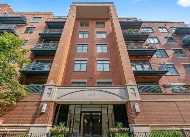 Property at 330 N Clinton St #403, Chicago, IL 60661, 3 beds, 2.5 baths