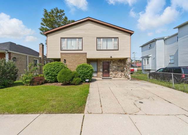 Property at 9620 S Sangamon St, Chicago, IL 60643, 5 beds, 2.5 baths