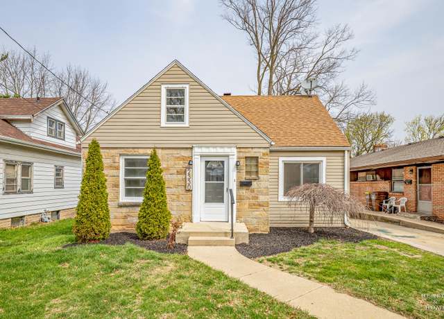 Property at 2330 8th Ave, Rockford, IL 61104, 3 beds, 2.5 baths