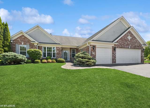 Property at 13881 Traverse Ct, Huntley, IL 60142, 2 beds, 2.5 baths