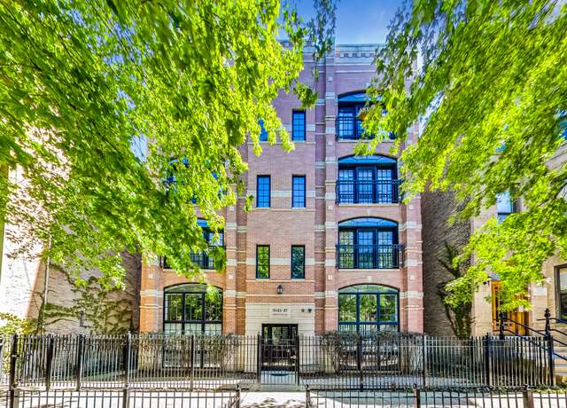 Property at 3545 N Wilton Ave Unit 4S, Chicago, IL 60657, 2 beds, 2 baths