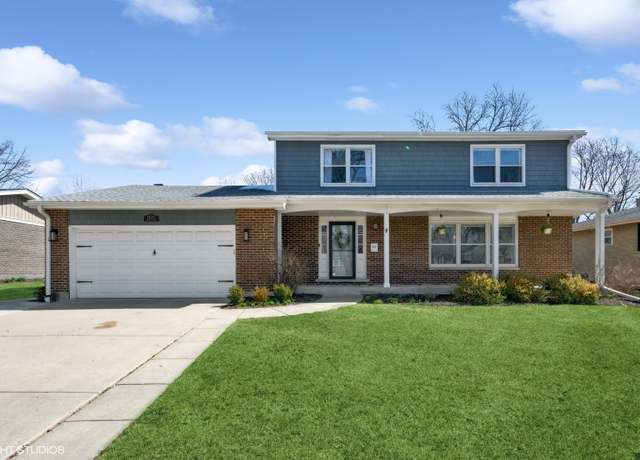 Property at 1125 N Dryden Ave, Arlington Heights, IL 60004, 4 beds, 3 baths