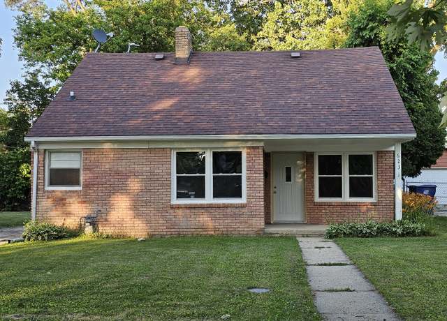 Property at 623 Westmoreland Ave, Waukegan, IL 60085, 4 beds, 2 baths