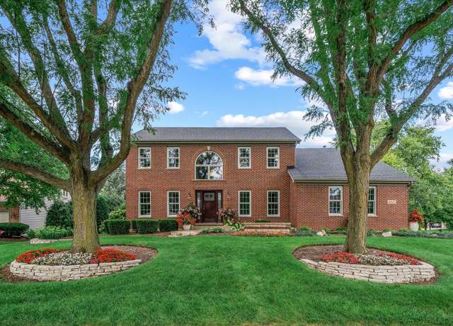 Property at 3827 Caine Ct, Naperville, IL 60564, 4 beds, 2.5 baths