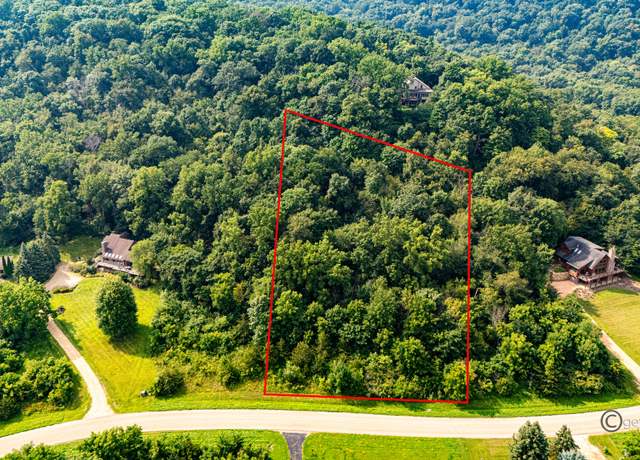 Property at 545 Territory Dr, Galena, IL 61036