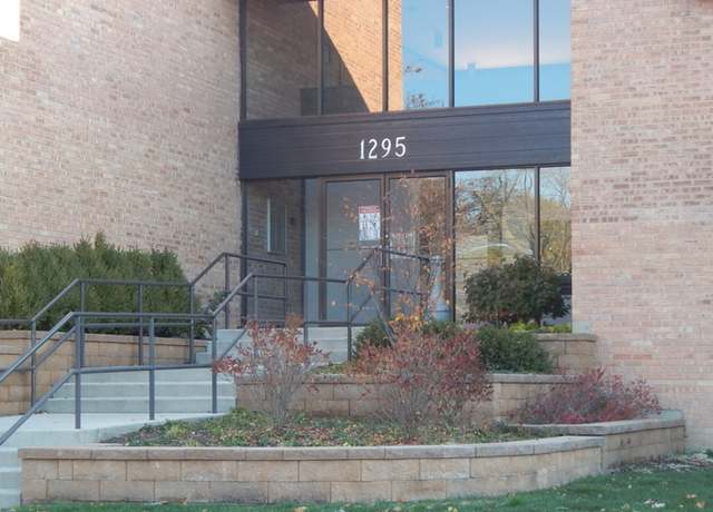 Property at 1295 N Sterling Ave #204, Palatine, IL 60067, 2 beds, 2 baths