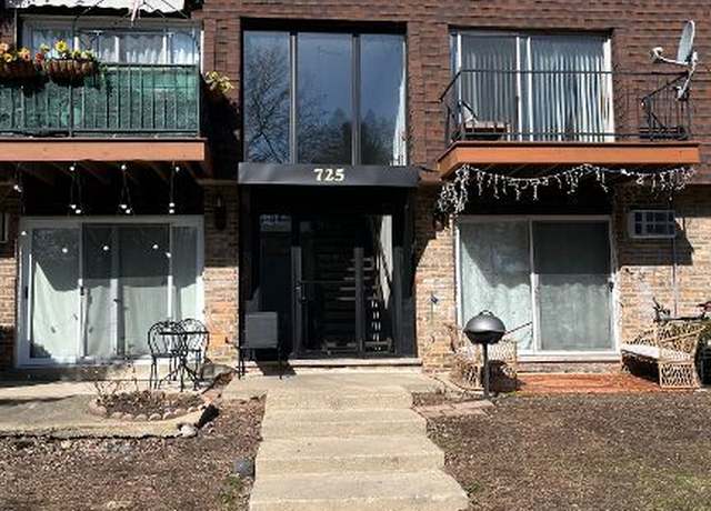 Property at 725 Grove Dr #209, Buffalo Grove, IL 60089, 2 beds, 1 bath