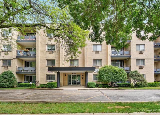 Property at 1340 W Touhy Ave #106, Chicago, IL 60626, 1 bed, 1 bath