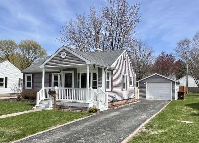 Property at 907 N 12th St, Rochelle, IL 61068, 3 beds, 1 bath