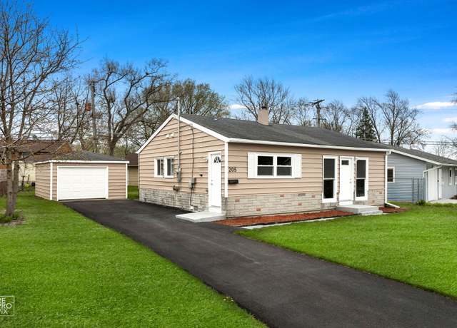 Property at 205 E Streamwood Blvd, Streamwood, IL 60107, 3 beds, 1 bath