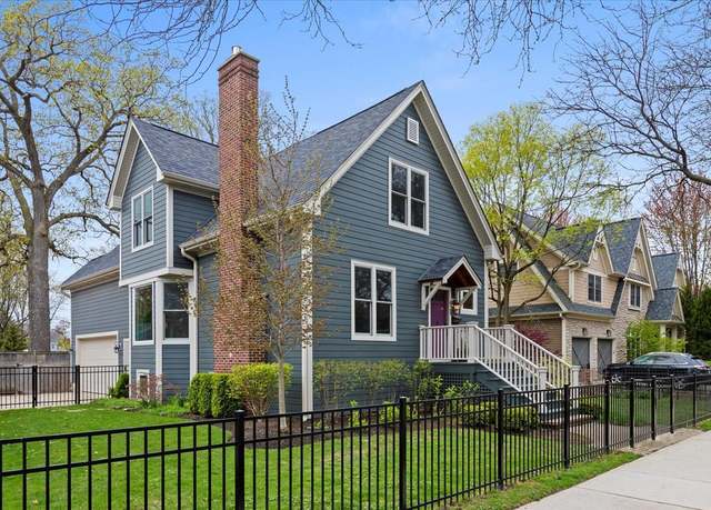 Property at 629 Prairie Ave, Wilmette, IL 60091, 4 beds, 2.5 baths