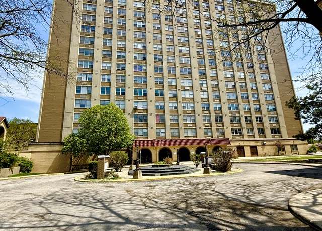 Property at 4300 W Ford City Dr Unit 401A, Chicago, IL 60652, 2 beds, 2 baths