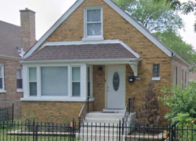 Property at 10540 S Green St, Chicago, IL 60643, 4 beds, 2 baths
