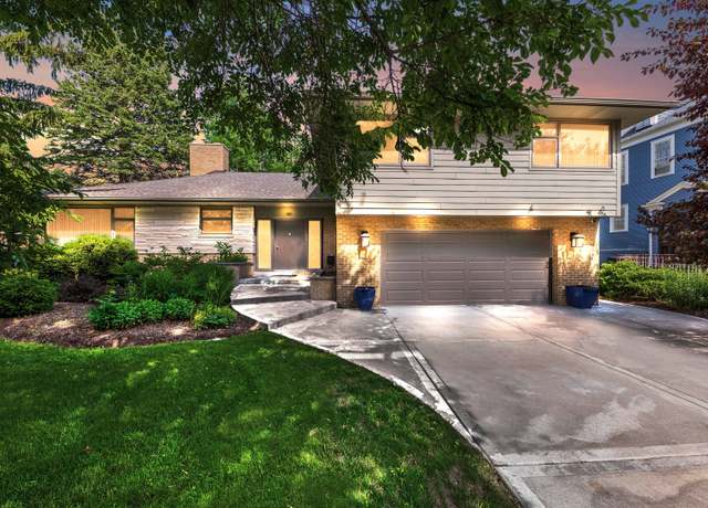 Property at 191 Michaux Rd, Riverside, IL 60546, 3 beds, 3.5 baths