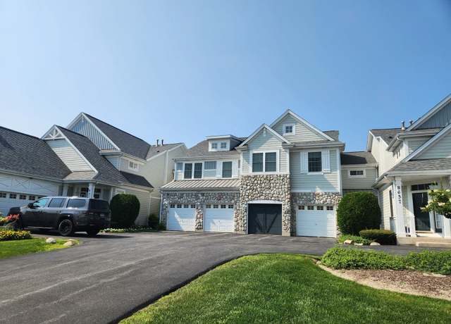 Property at 8667 W Saddlebred Ct Unit 10-3, Frankfort, IL 60423, 3 beds, 2.5 baths